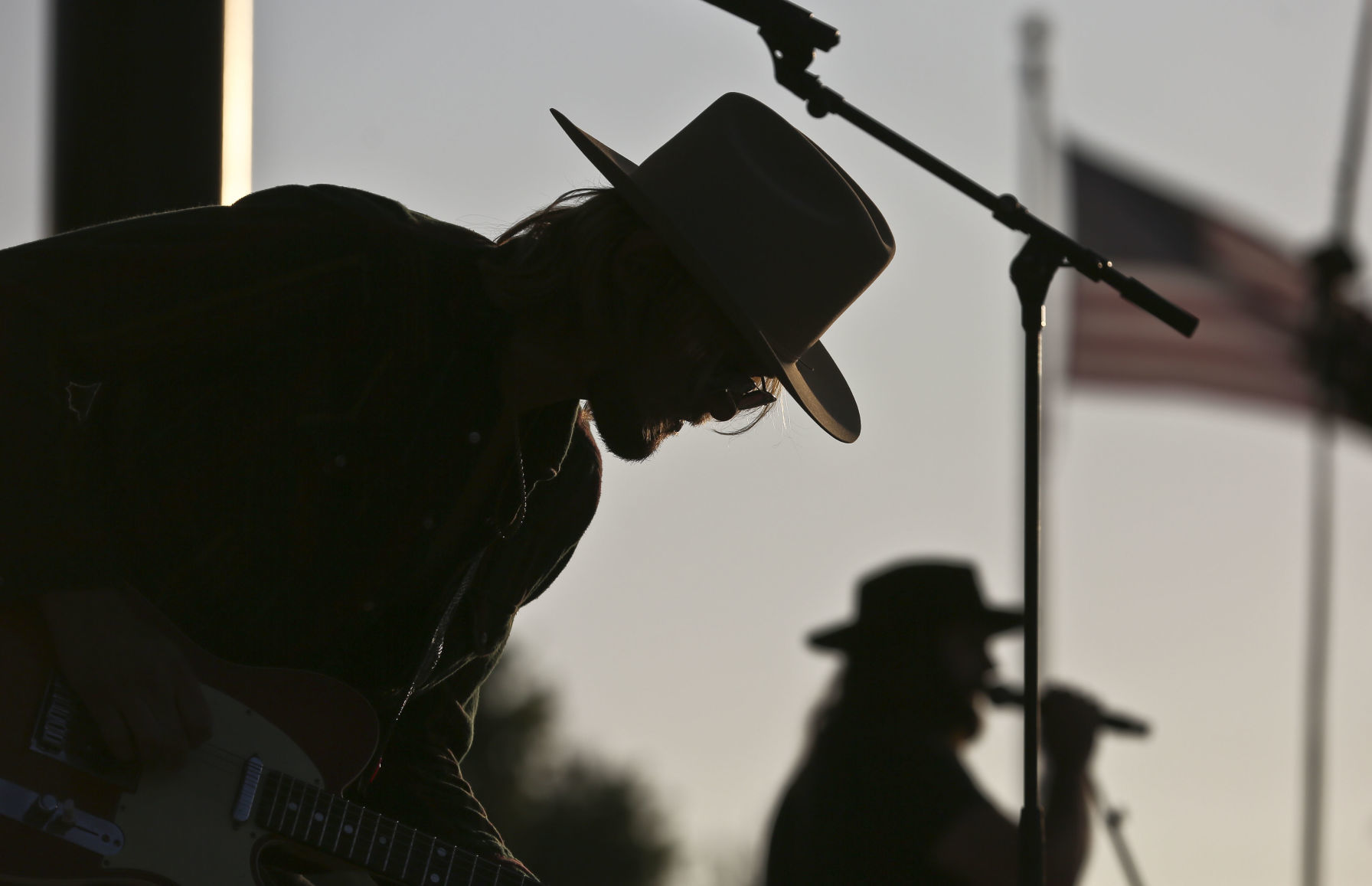Devon Lakeshore Amphitheater